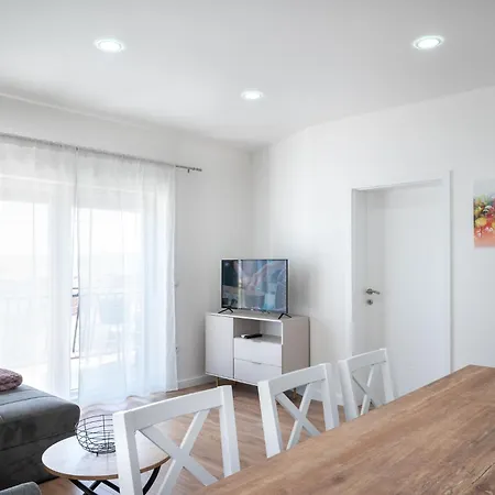Tarja Apartament