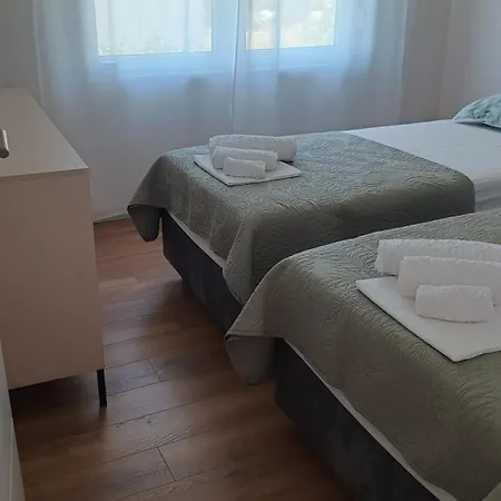 Apartament Tarja Kaštel Novi