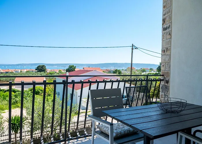 Appartement Tarja Kaštel Novi